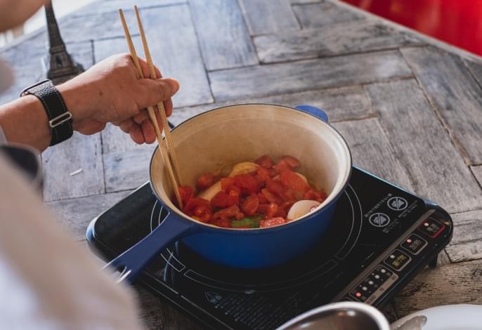 Le.31こだわりの食材を使用して、その道の最前線で活躍する講師から、実際に使われる技を直接シェフから学びませんか?