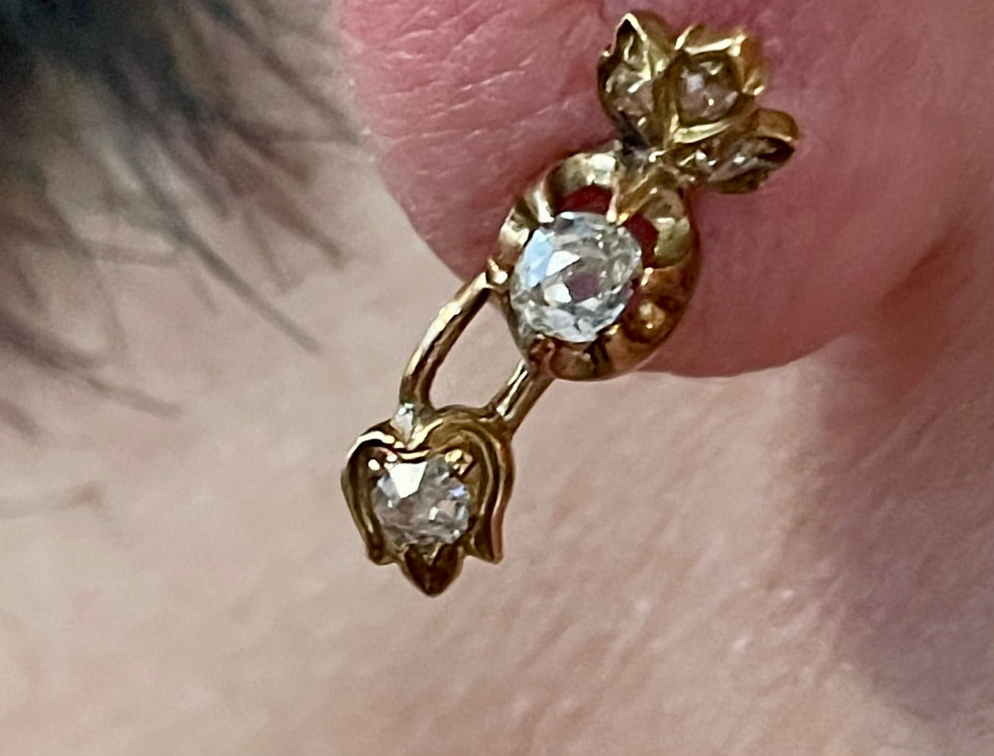 ダイヤモンドピアス
