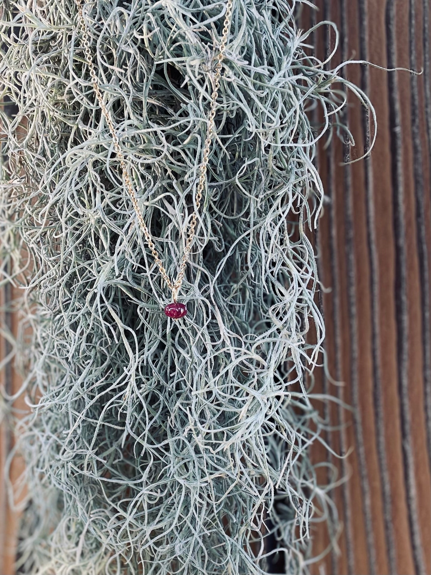 ルビーカービングアートピースペンダントトップ