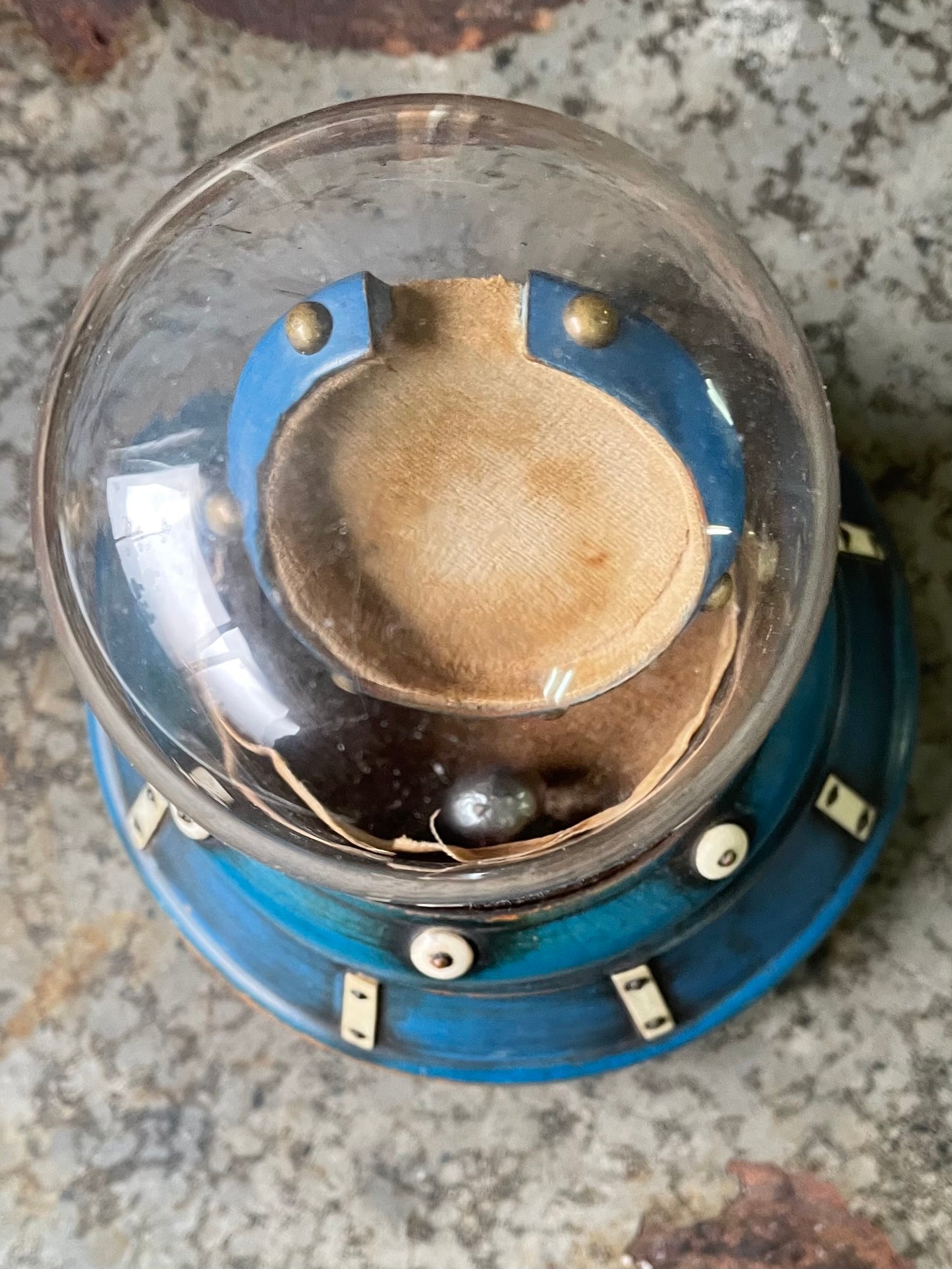 Pocket watch stand
アンティークドーム型懐中時計スタンド