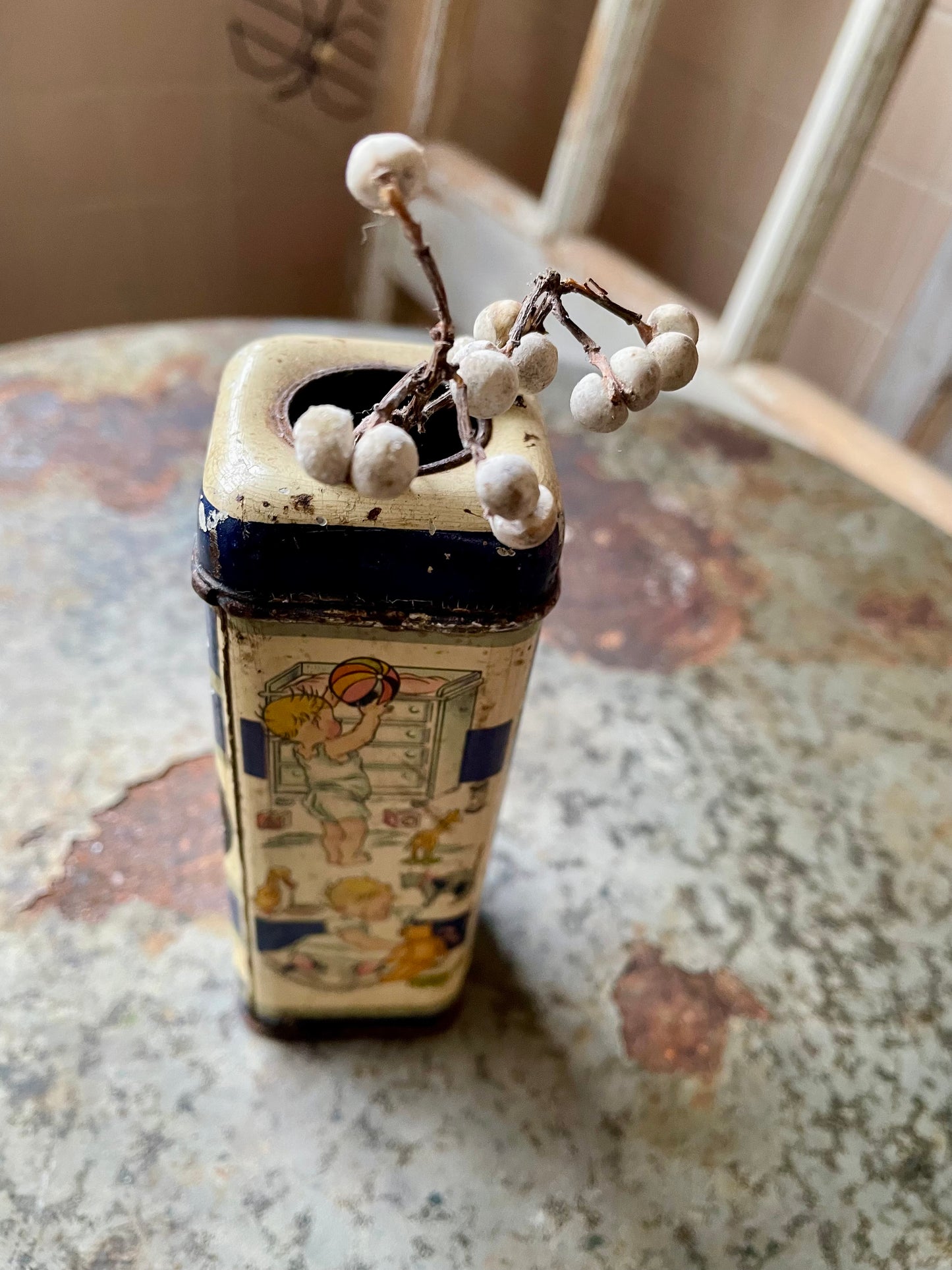 ニベア ヴィンテージブリキ  379 Eキンダーハンブルク