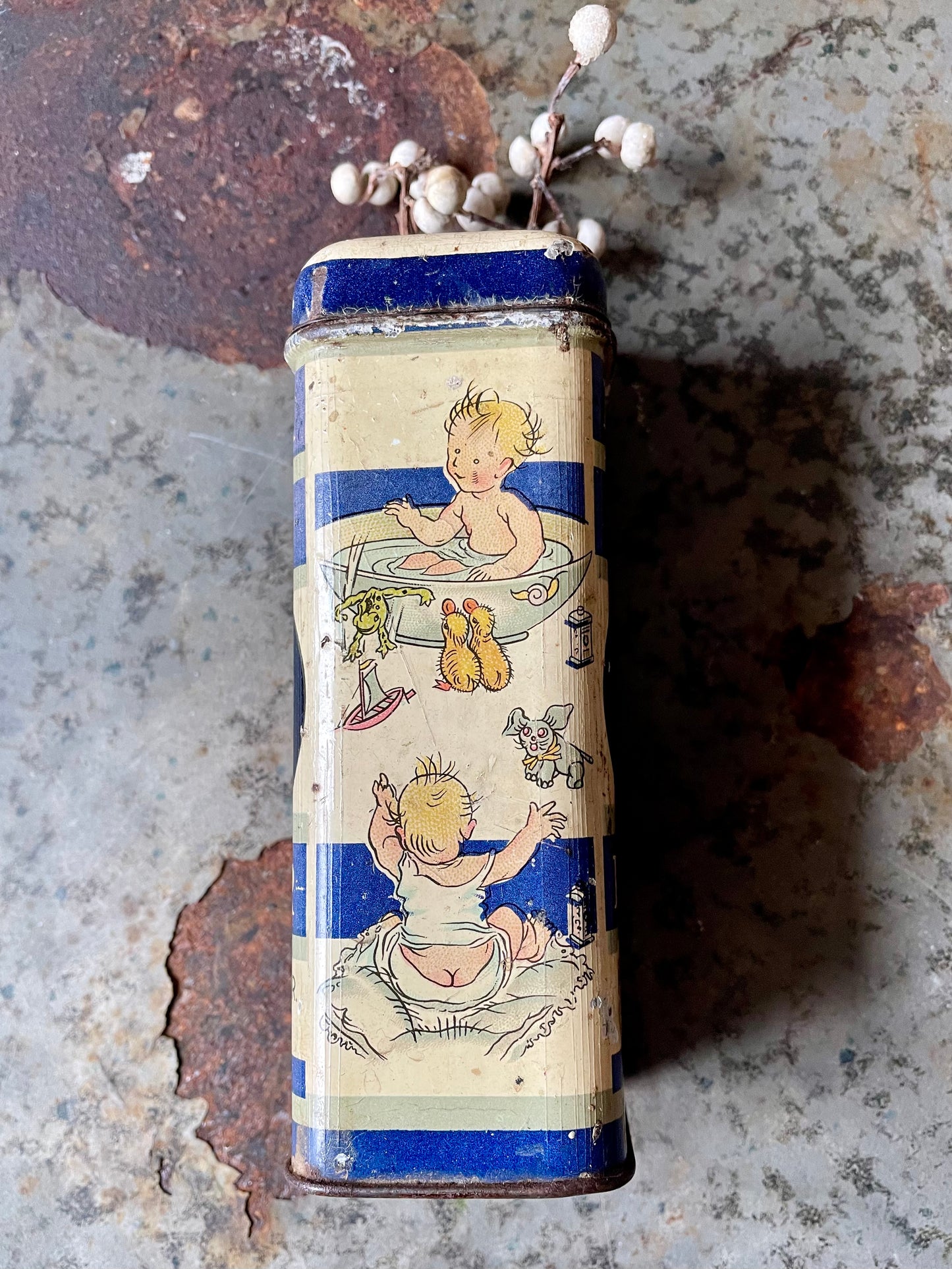 ニベア ヴィンテージブリキ  379 Eキンダーハンブルク