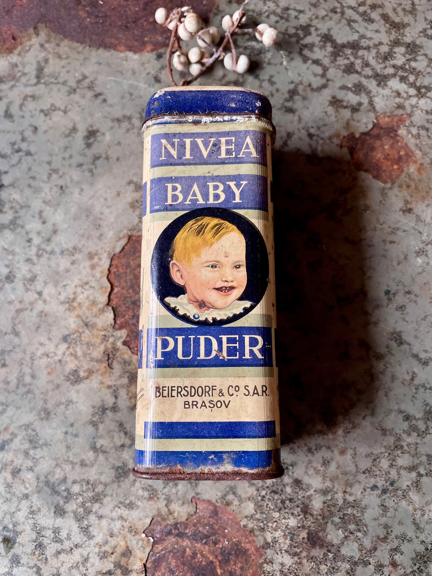 ニベア ヴィンテージブリキ  379 Eキンダーハンブルク